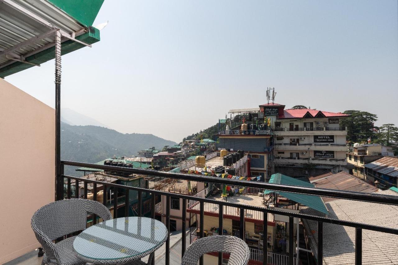 Him view Height Hotel Dharamshala Buitenkant foto