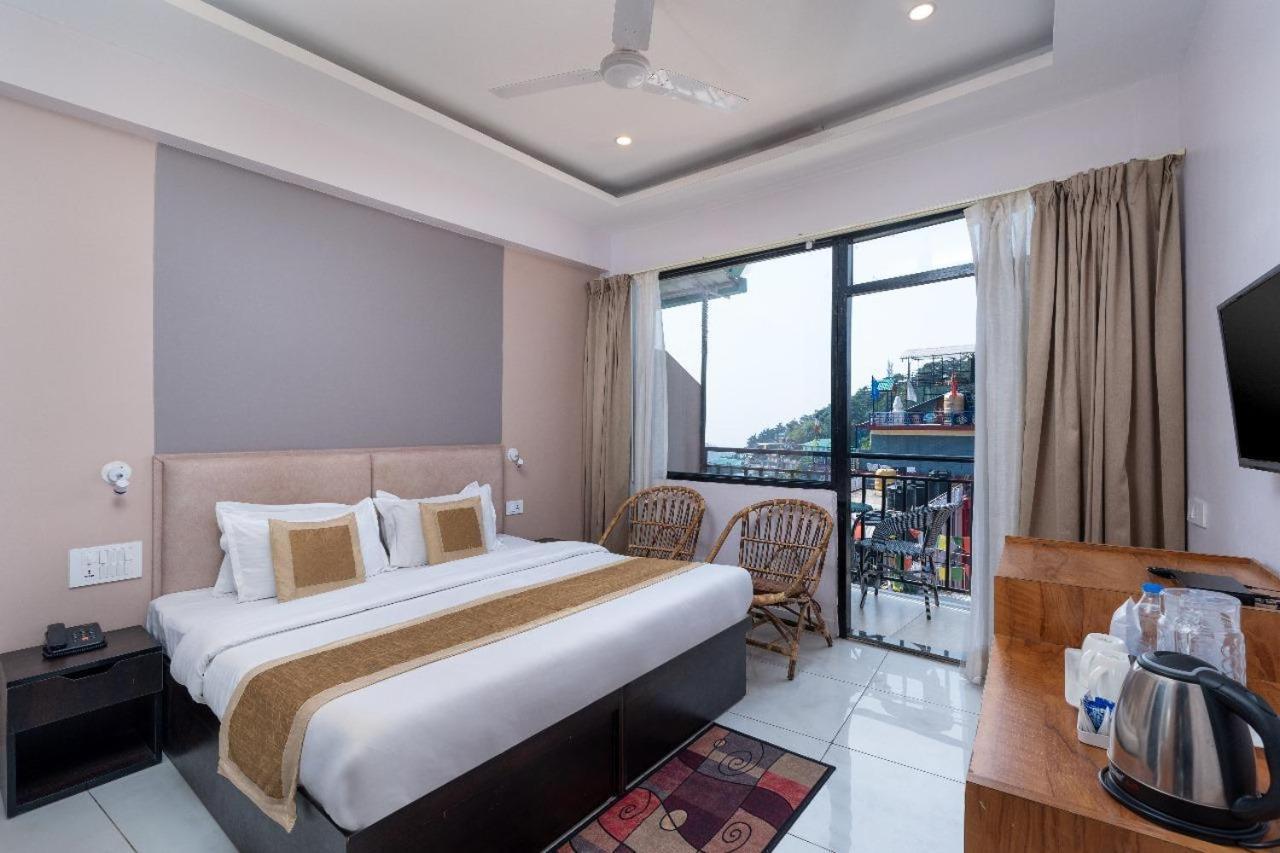 Him view Height Hotel Dharamshala Buitenkant foto